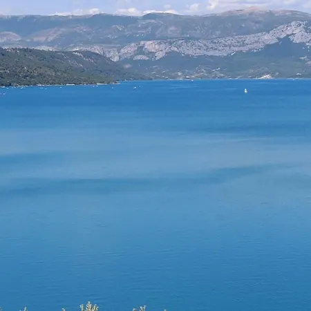 Maison Provencale Au Calme Entre Verdon Et Luberon